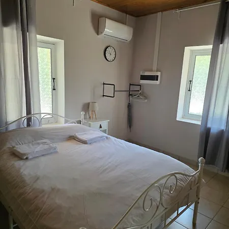 Holiday home το σπίτι της αγνής *